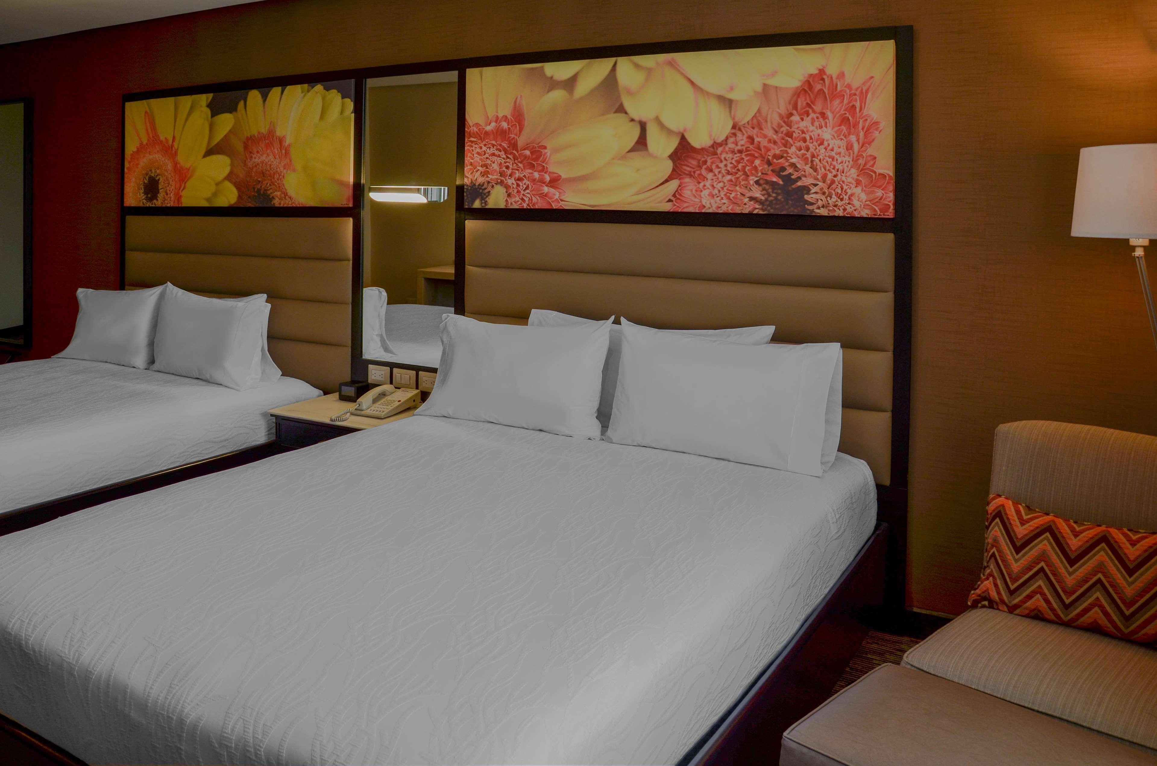 Hilton Garden Inn Guatemala City Eksteriør bilde