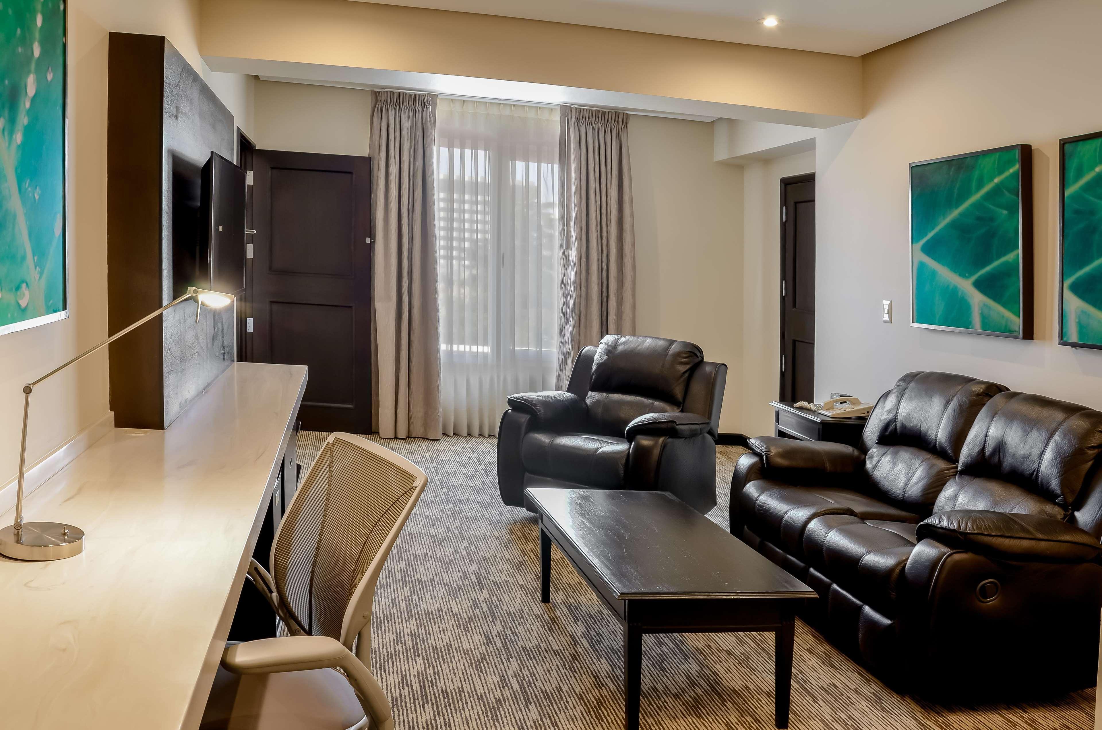 Hilton Garden Inn Guatemala City Eksteriør bilde